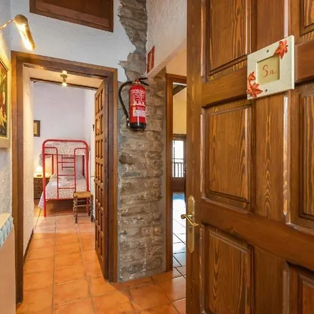 Can Lo Apartament Rupit